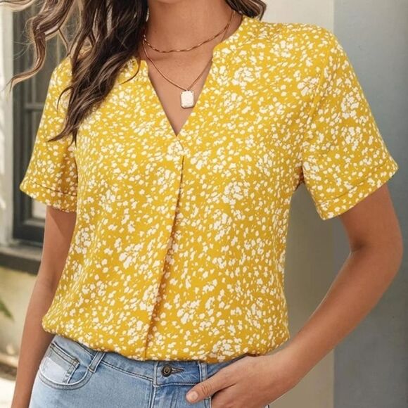 Timeson Women's V-Neck Short Sleeve Curved Hem Floral Chiffon Blouse - Picture 3 of 15